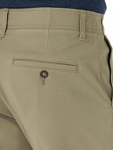 Lee Men's Extreme Motion Flat Front Relaxed Taper Pant - Image 5